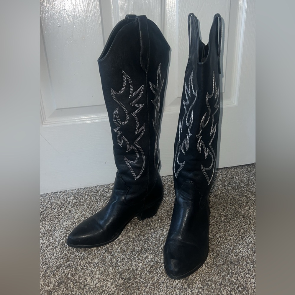 Amazon Black Women's Knee-High Western Boots with Silver Stitching